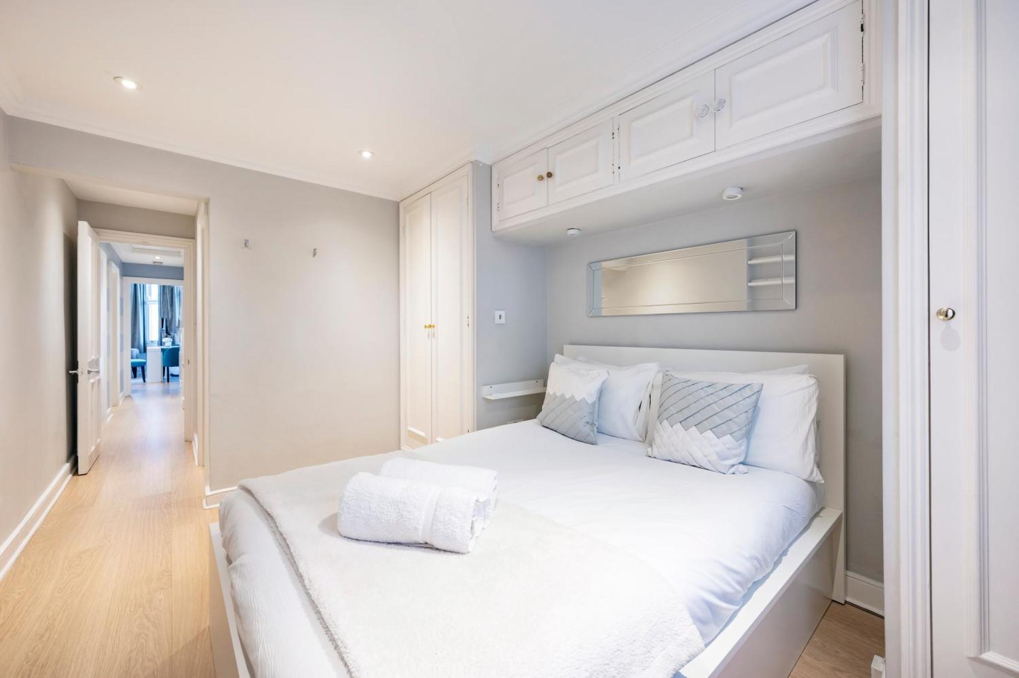 Chelsea Two Bedroom * Лондон